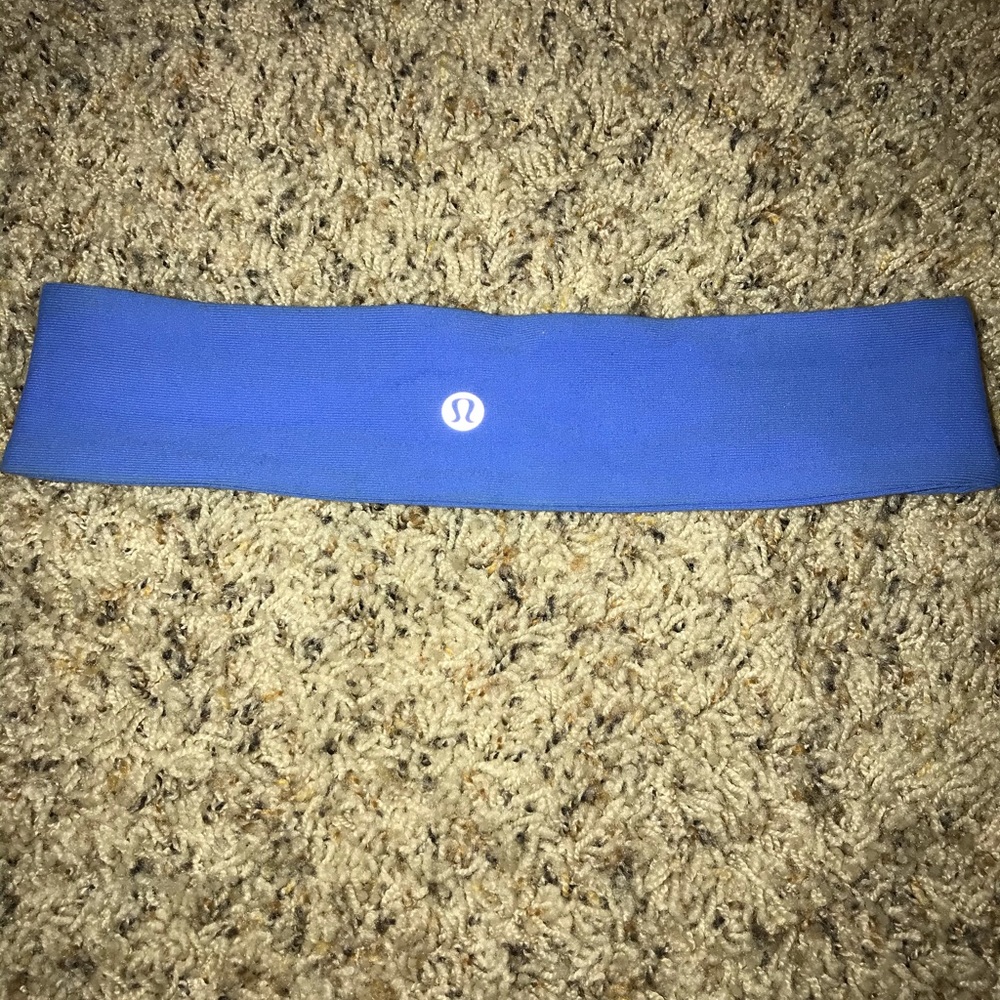 2 for 11 ❤️ Lululemon headband
